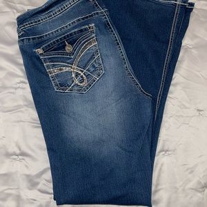 WallFlower Bootcut Junior’s Jeans